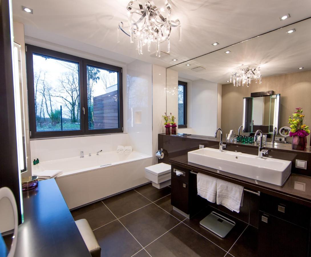 Relais & Chateaux Hotel Burg Schwarzenstein Geisenheim Eksteriør billede