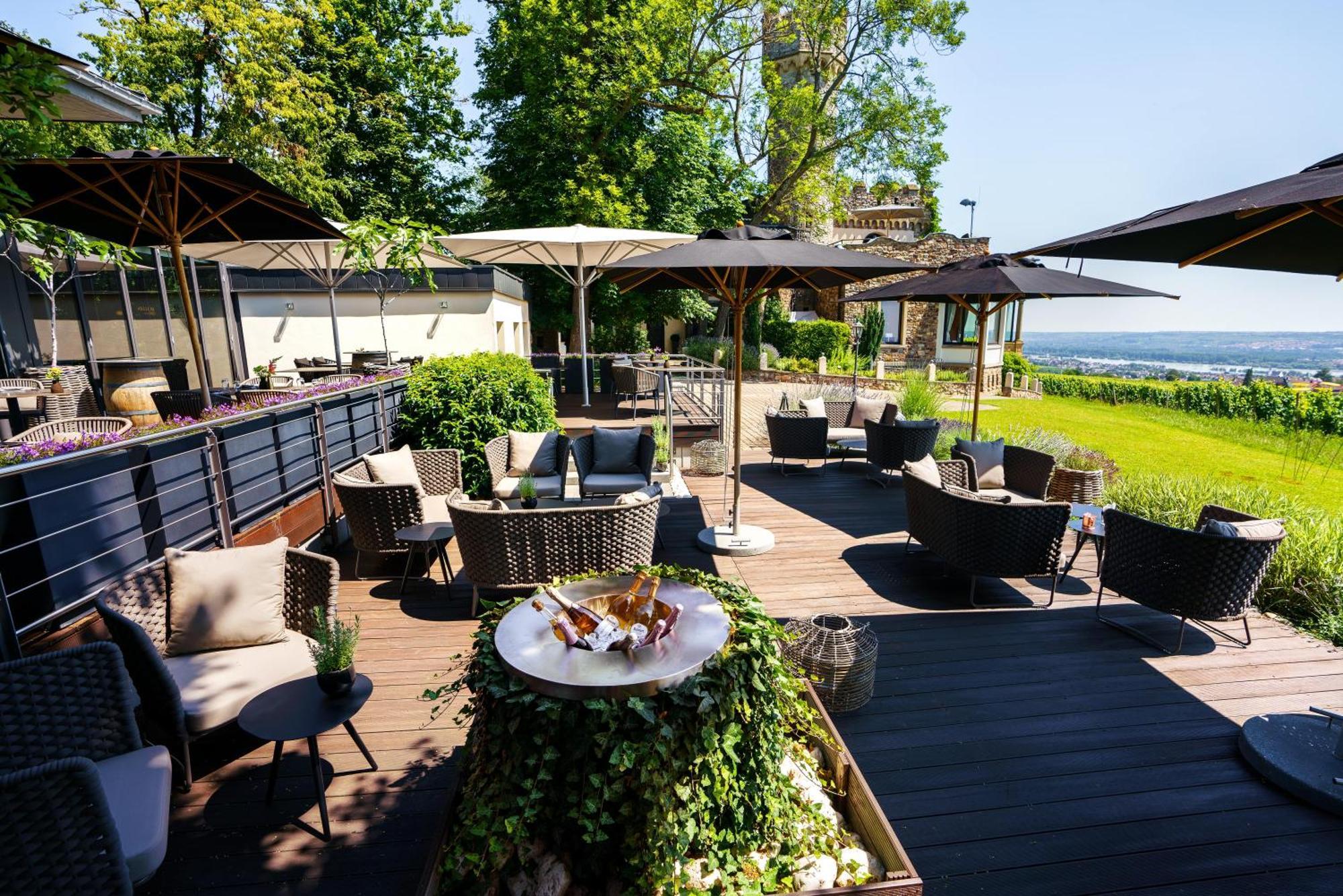 Relais & Chateaux Hotel Burg Schwarzenstein Geisenheim Eksteriør billede